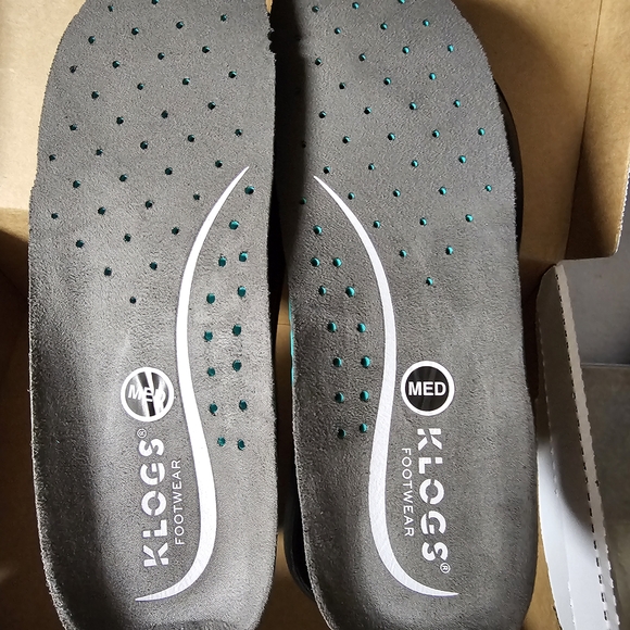 Klogs Black Slip-On Professional Clogs - Picture 3 of 6